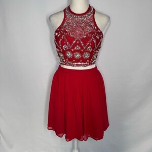 B. Darlin Red 2-Piece Embellished Prom Homecoming Formal Dress - Size 1/2